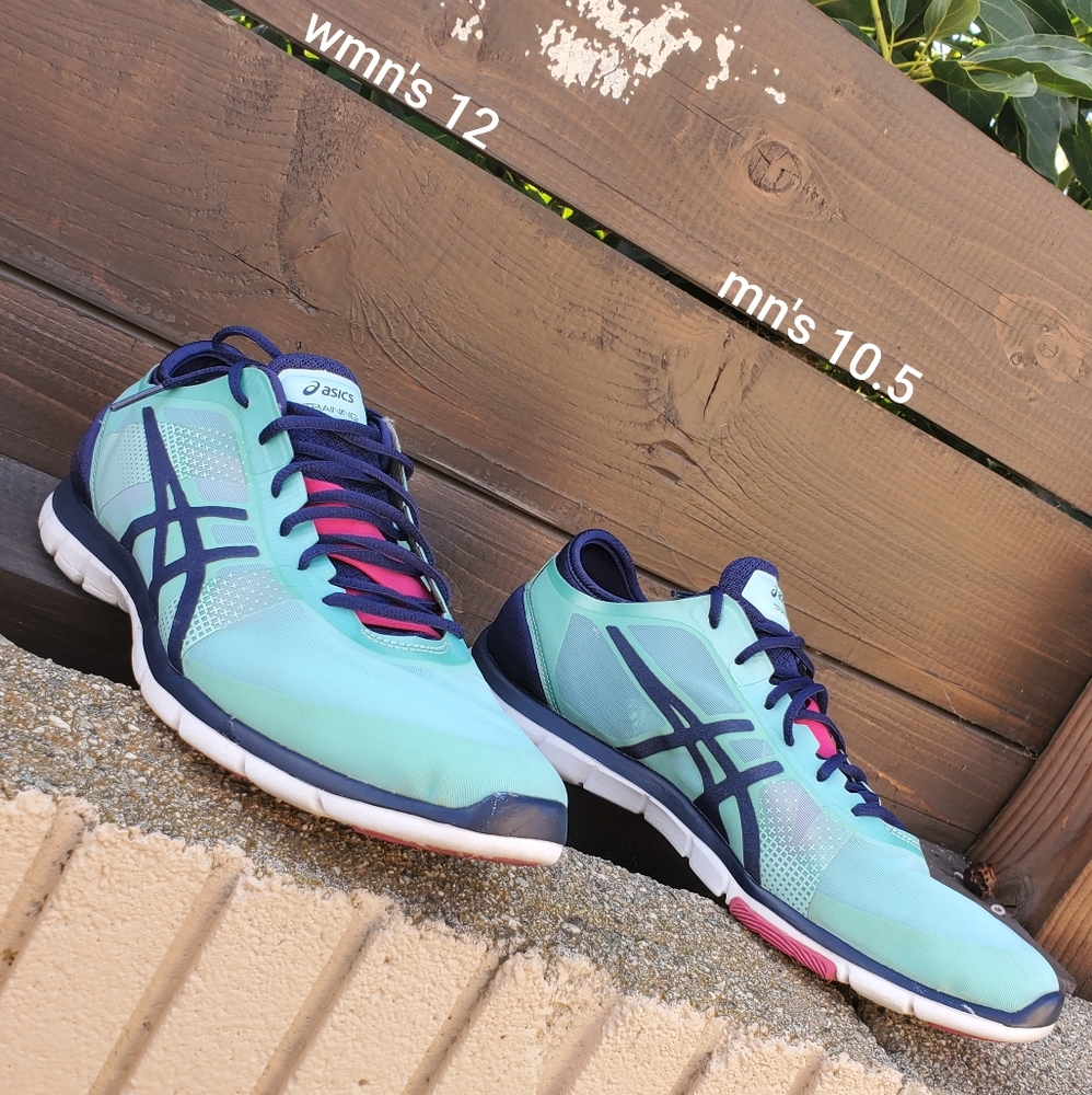 Asics Gel-Fit Nova Cross Trainer - W 12/M 10.5